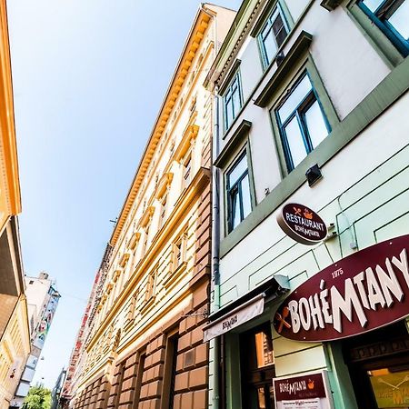 Bpr Emerald City Apartment Budapeste Exterior foto
