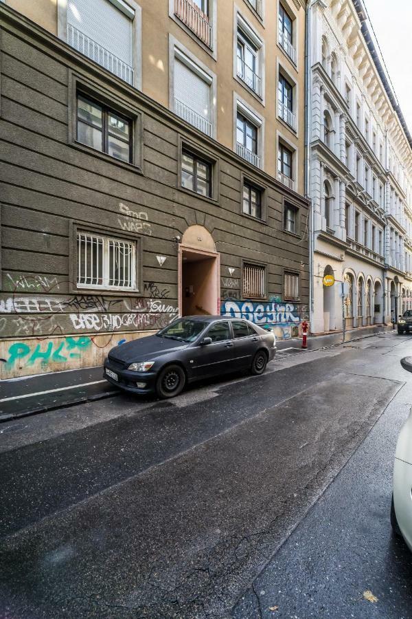 Bpr Emerald City Apartment Budapeste Exterior foto