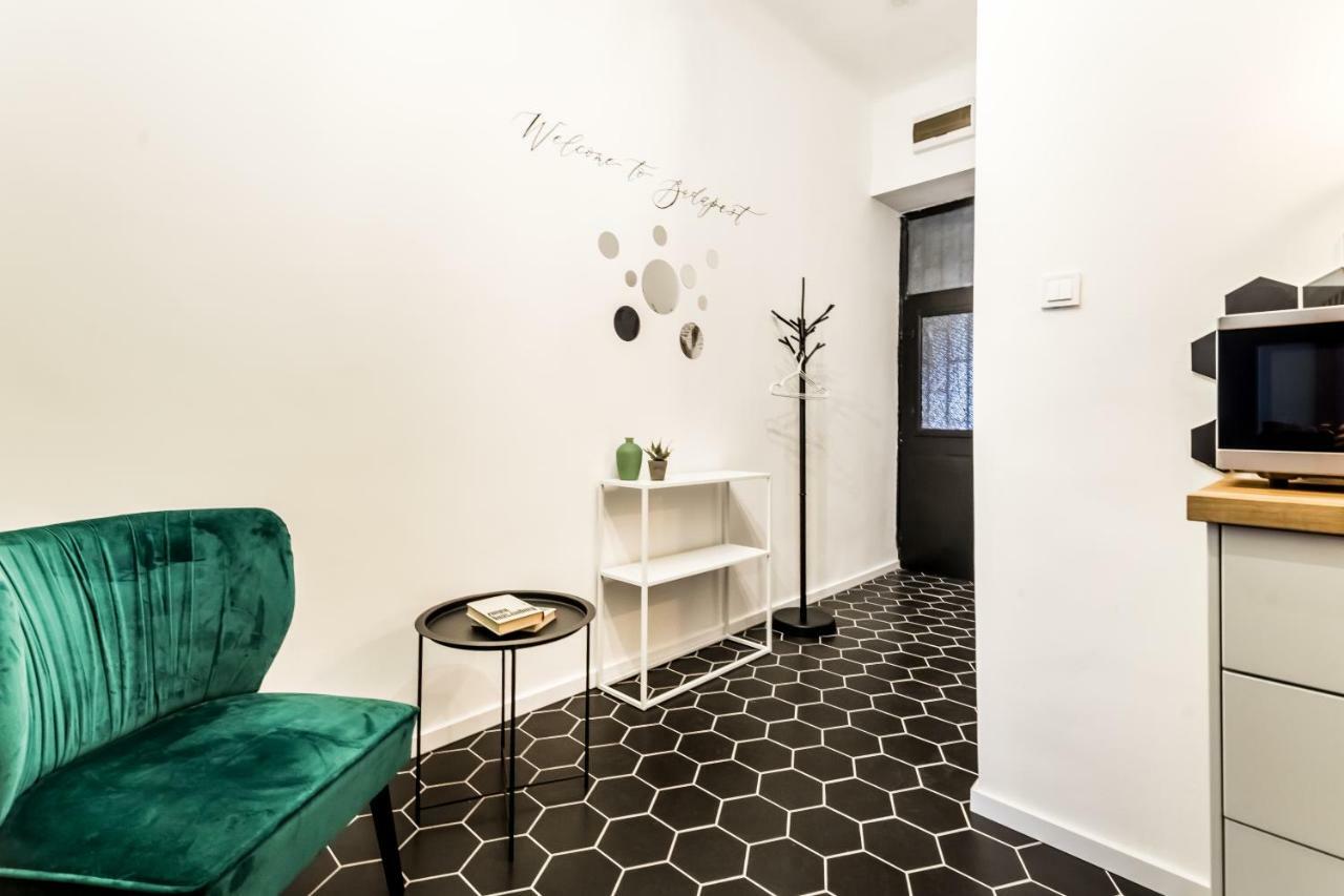 Bpr Emerald City Apartment Budapeste Exterior foto